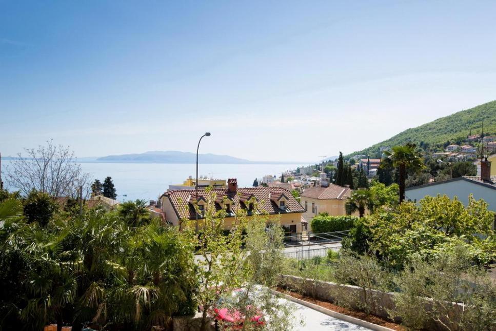 Apartmani Ve-Ro 1 Opatija Extérieur photo